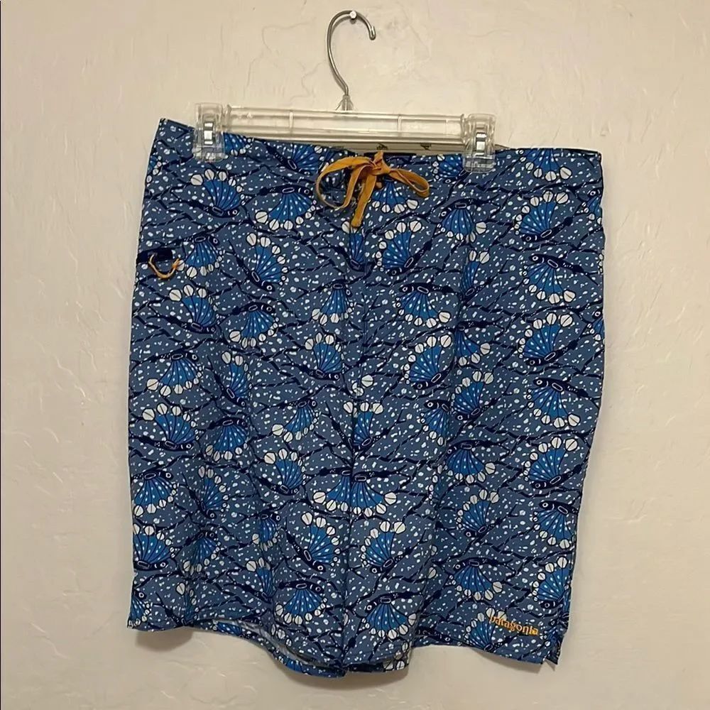 Patagonia Blue Fly Fish Design Swim Trunks Shorts Modern Resort Beach Pool - Picture 2 of 13